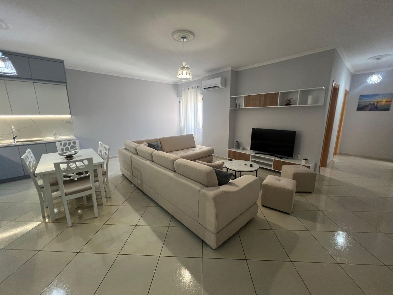 Apartament Me Qera Ne Vlore Shqiperi